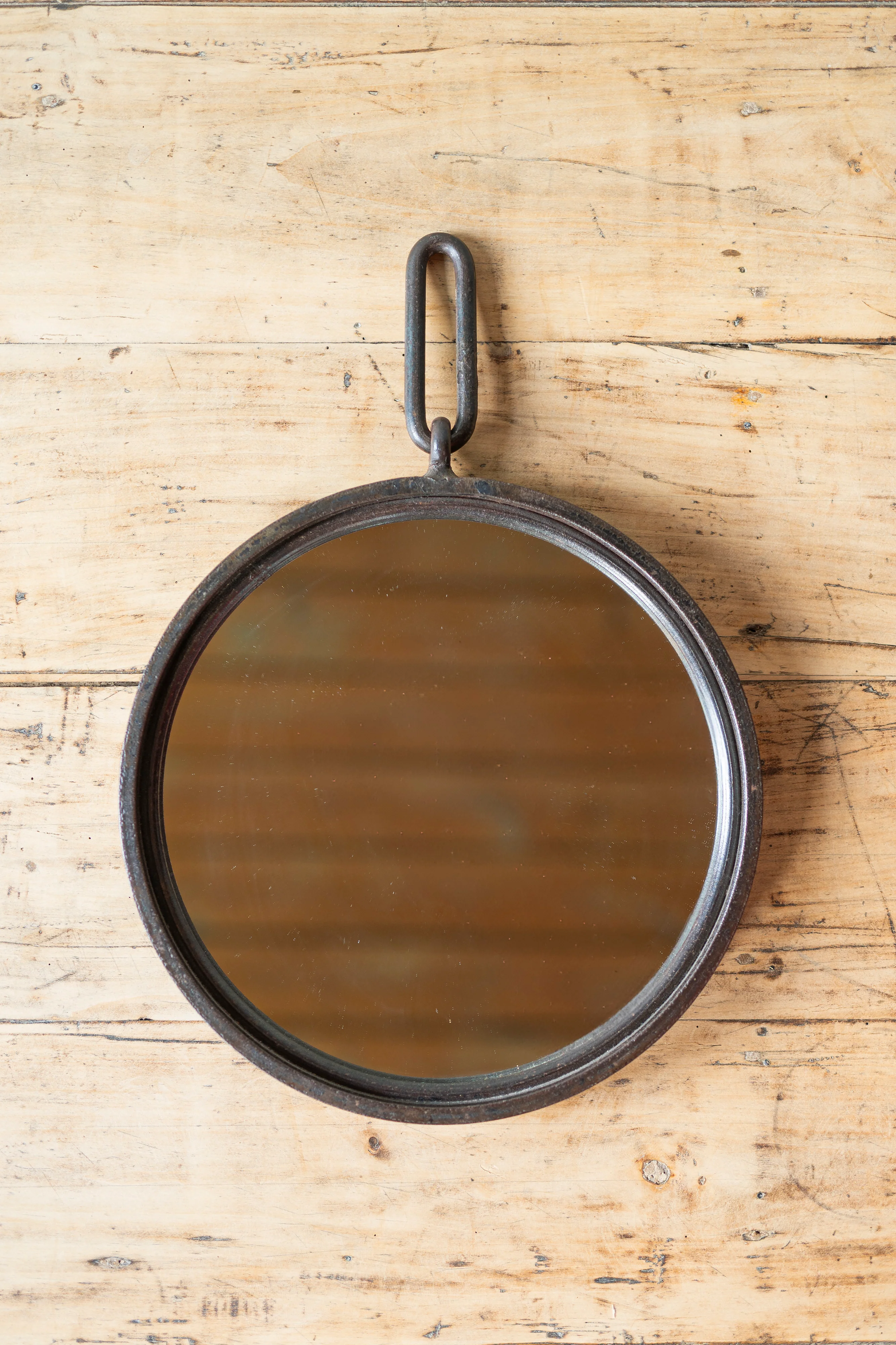 Iron Mirror on Chain