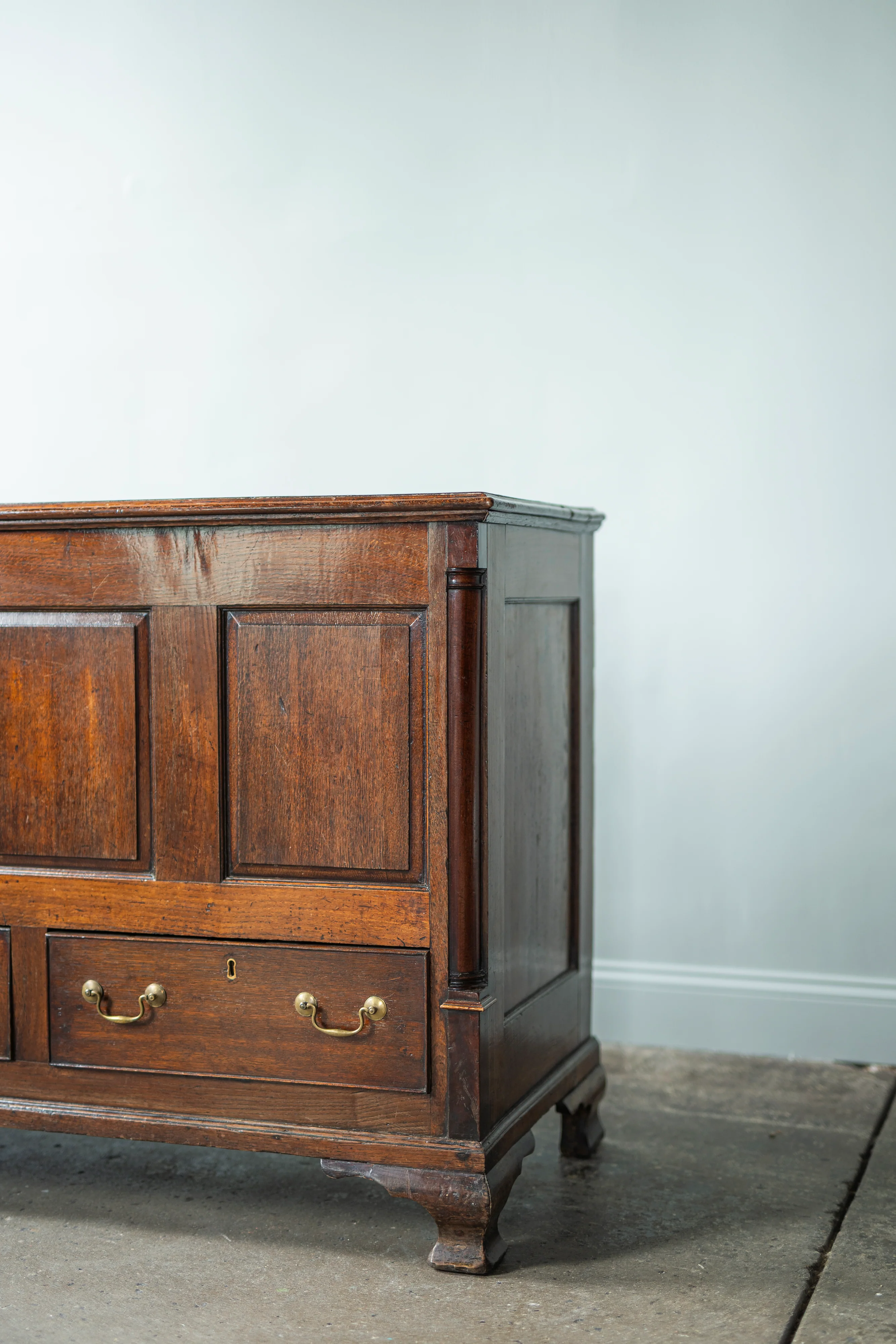 English Chest "Mule"