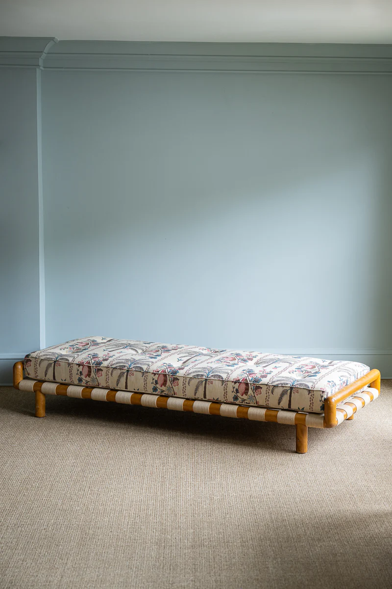 T.H Robsjohn Gibbings Daybed