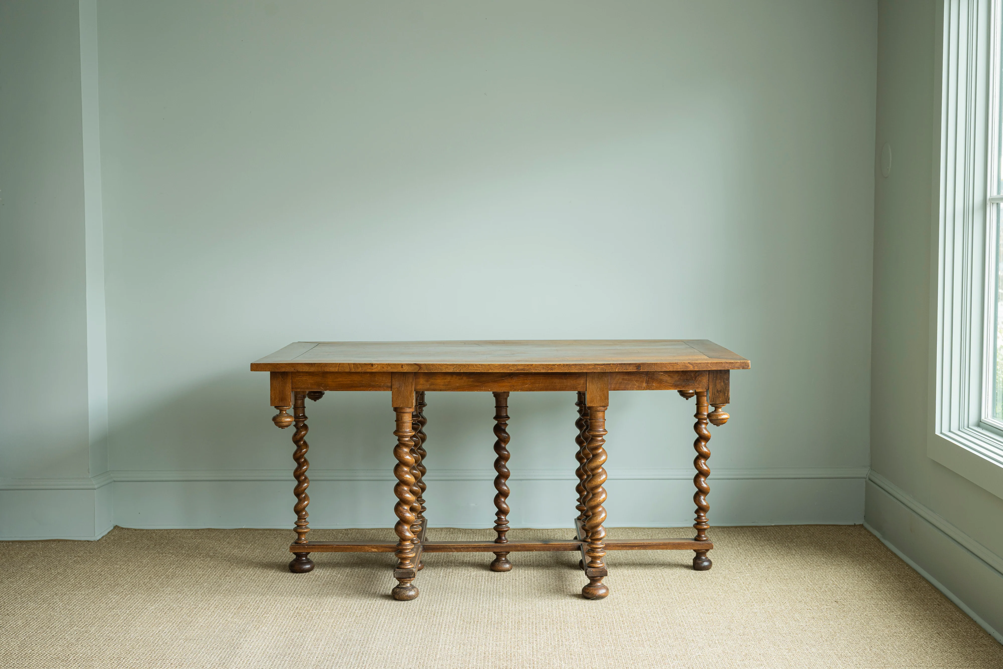 Table with Twist Legs
