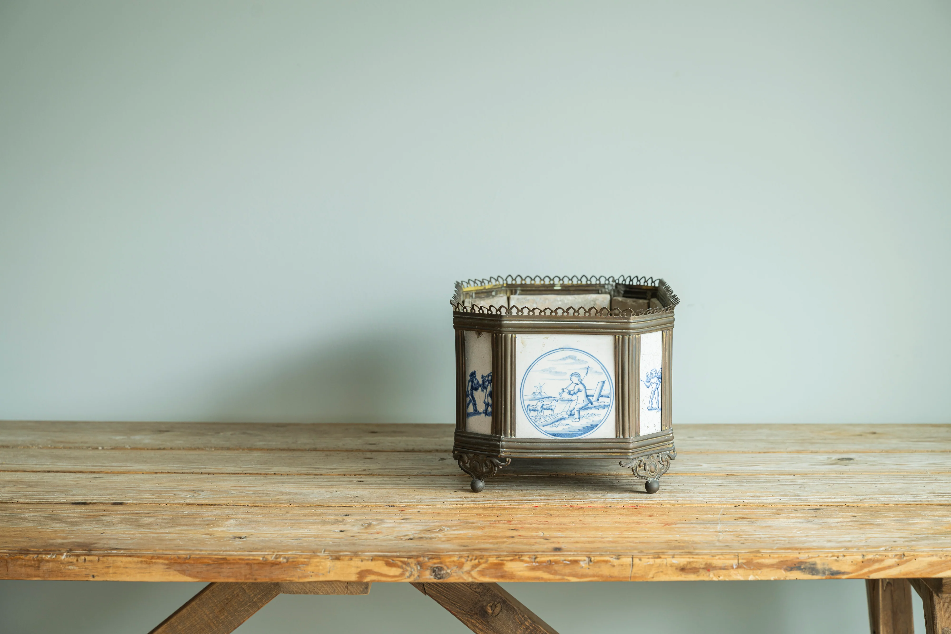 Dutch Tile Planter