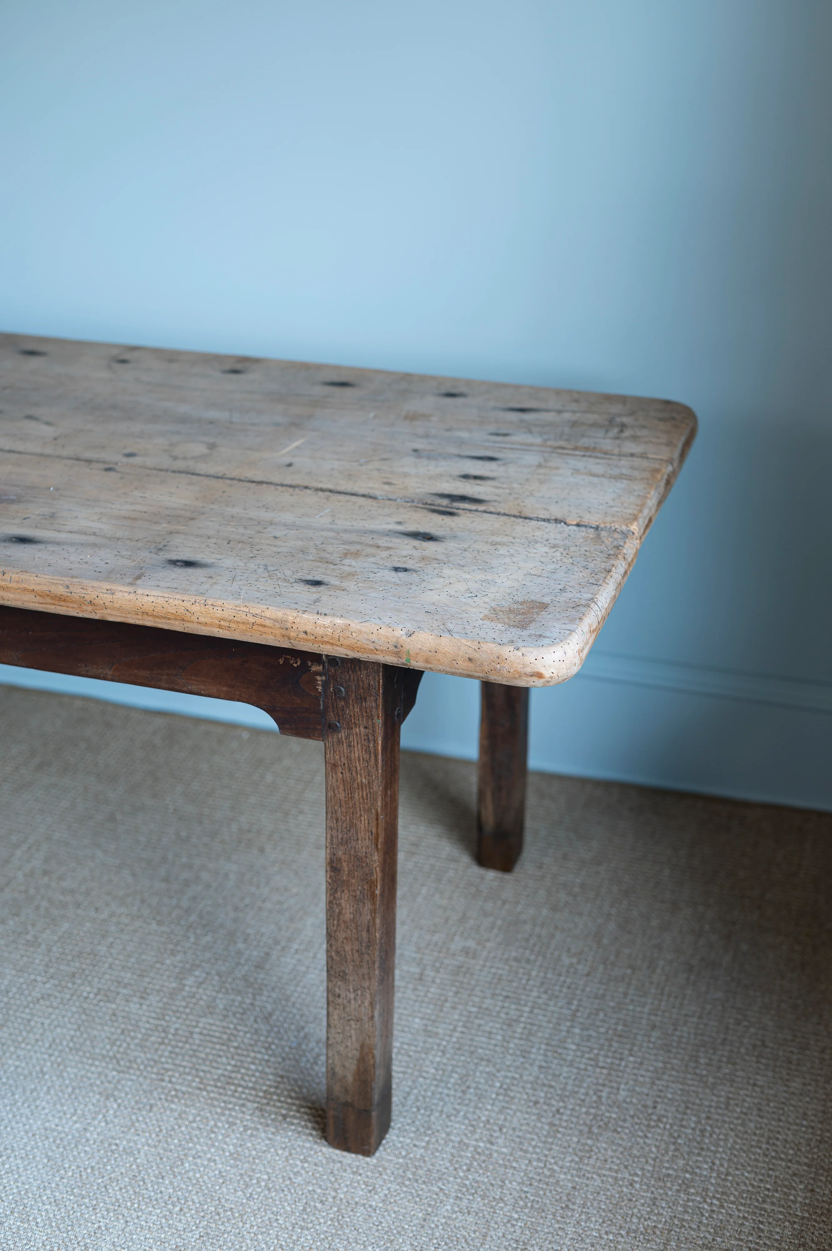 French Farm Table