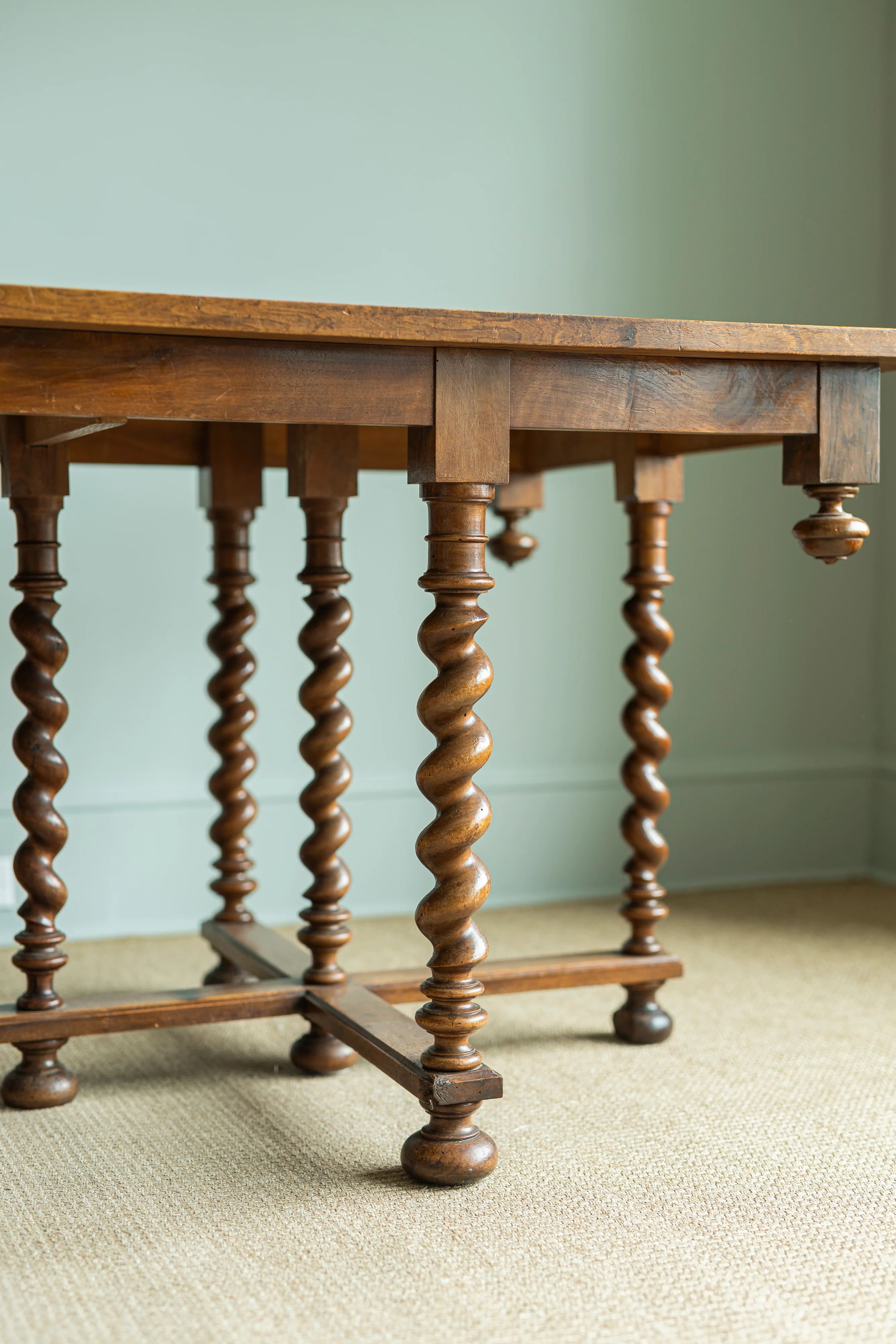 Table with Twist Legs