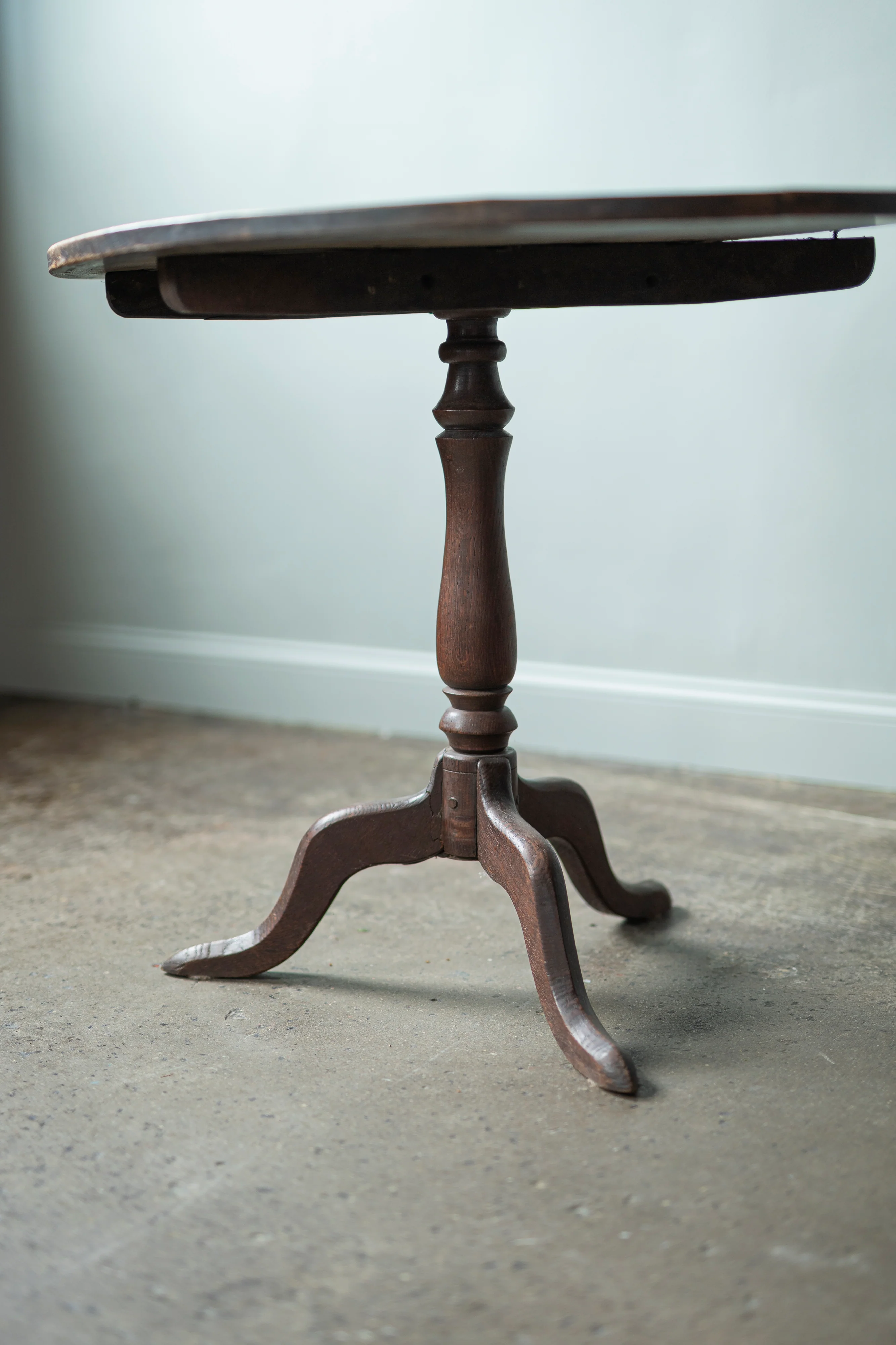 Oval Table